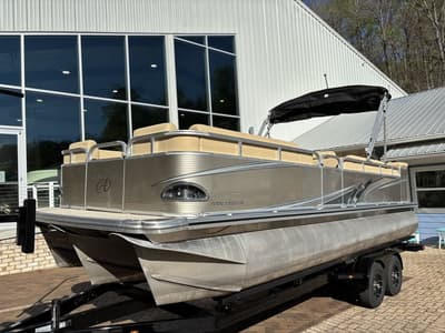 BOATZON | Avalon Venture Cruise 22 2020