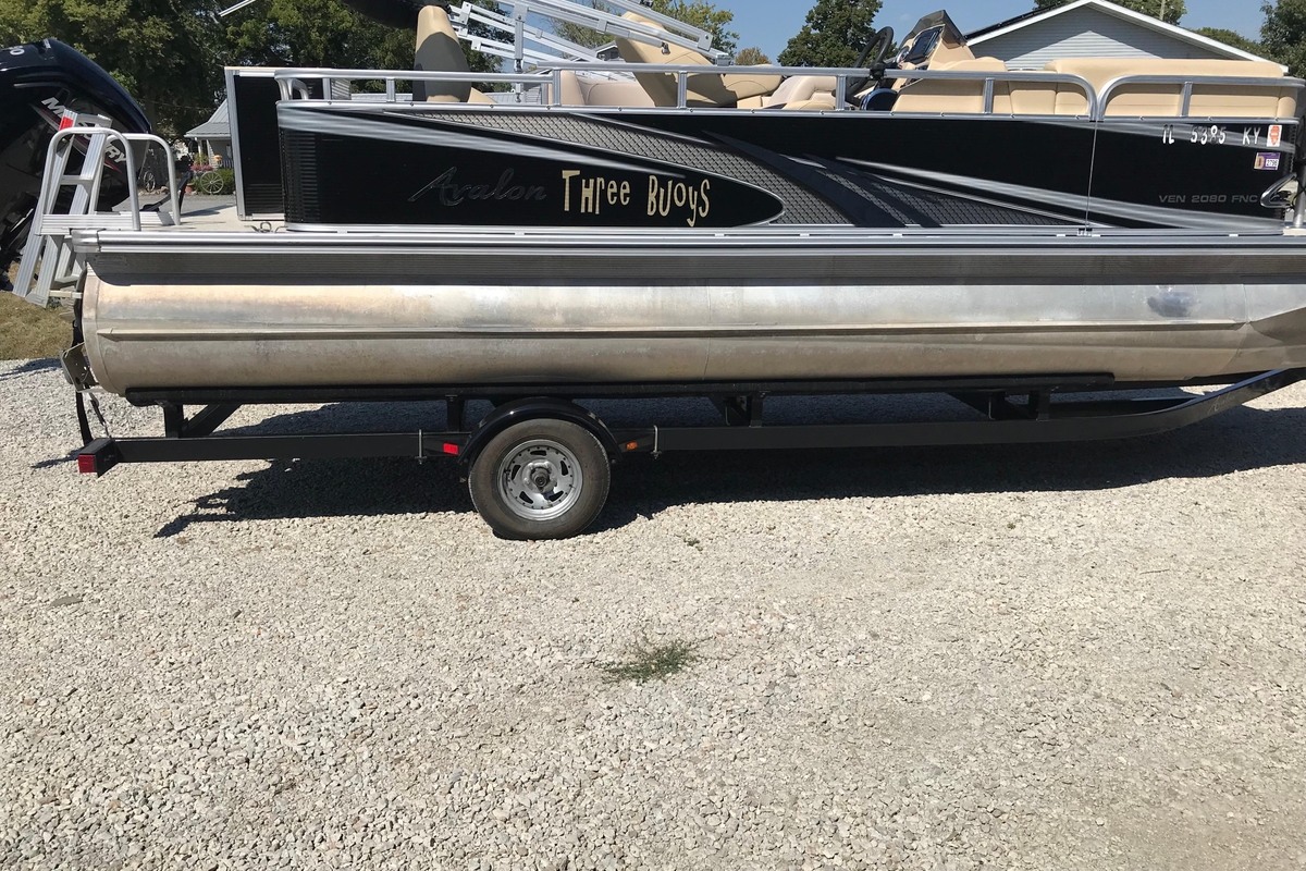 2019 Avalon Venture Fish N Cruise  20 - Sold Boat