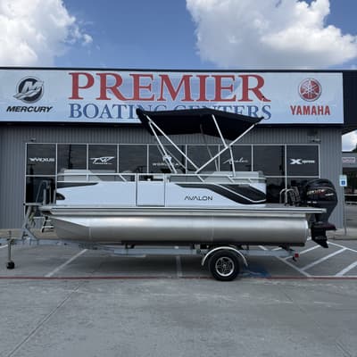BOATZON | Avalon Venture Quad Lounge  19 2026