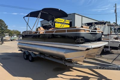 BOATZON | Avalon VENTURE QUAD LOUNGE 2027