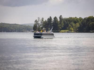 BOATZON | Avalon Venture Quad Lounger 19 FT 2026