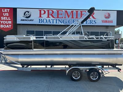 BOATZON | Avalon Venture Rear Fish  21 2025