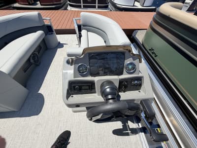 BOATZON | Avalon VLS 21 QUAD LOUNGER115HP 2026