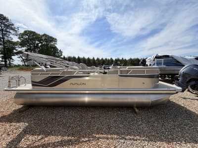 BOATZON | Avalon VLS 21 QUAD LOUNGER115HP 2026