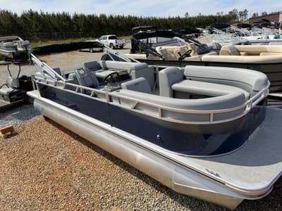 BOATZON | Avalon VLS 23 QUAD LOUNGER140HP 2026