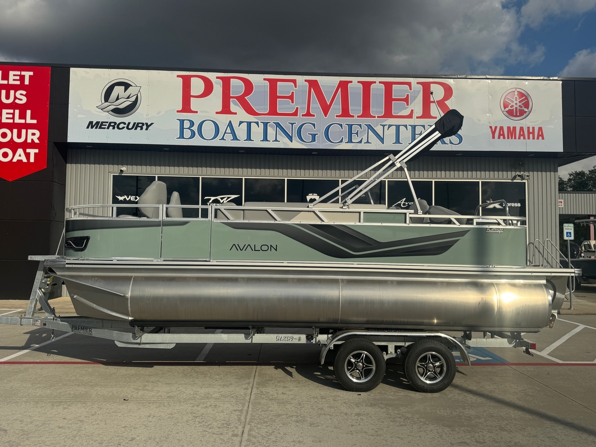 2026 Avalon VNT85 QF21T - Sold Boat