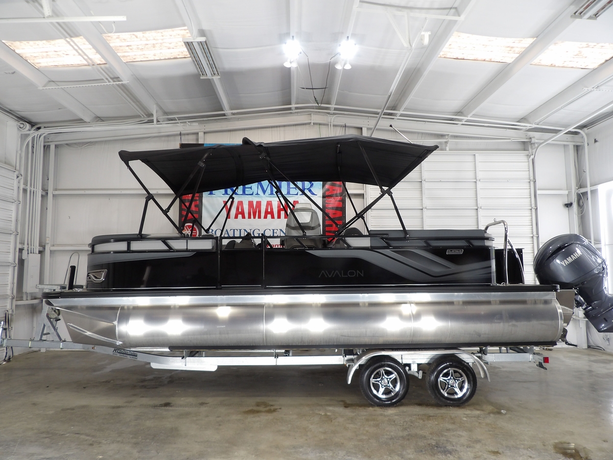 2025 Avalon VNT85 QL23T - Sold Boat