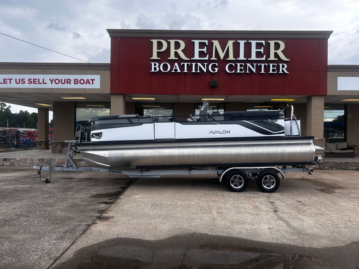 2025 Avalon VNT85 QL23T - Sold Boat