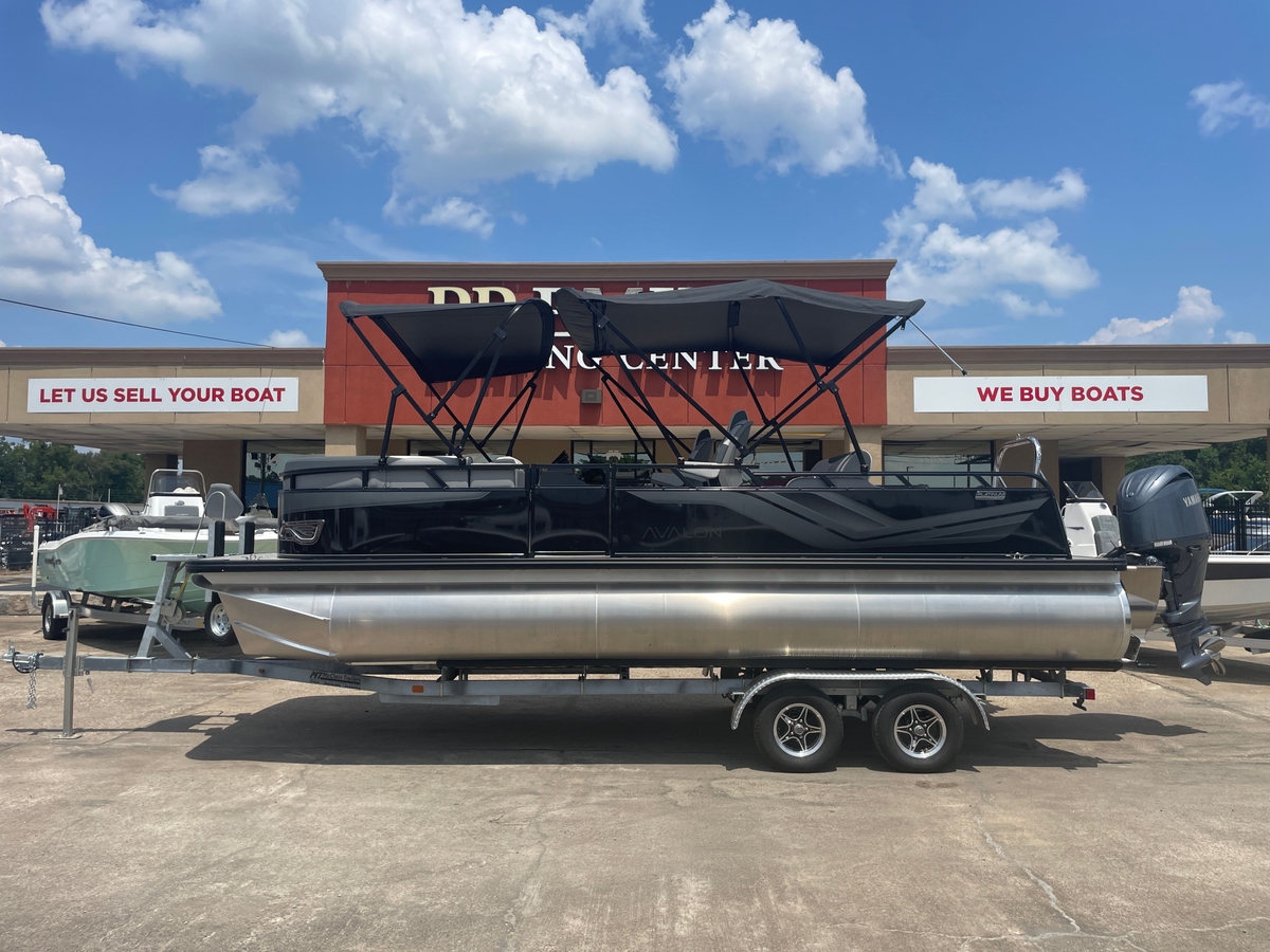 2025 Avalon VNT85 VRB23T - Sold Boat