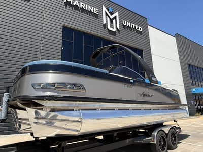 BOATZON | Avalon Waketoon 23 FT 2023