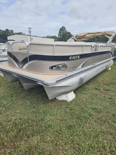 BOATZON | Avalon Windjammer 22 2012