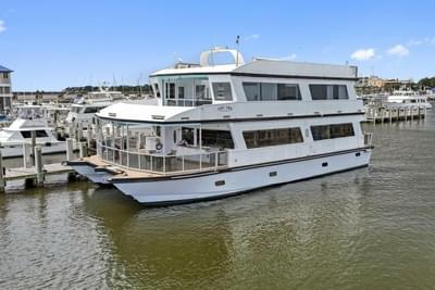 BOATZON | Avenger Custom Luxury Catamaran Coastal Cruiser 2018