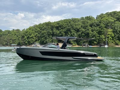 BOATZON | Aviara AV32 2024