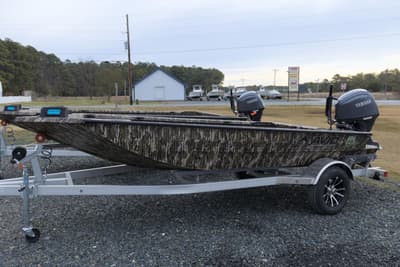 BOATZON | Avid 16 Commander 2026