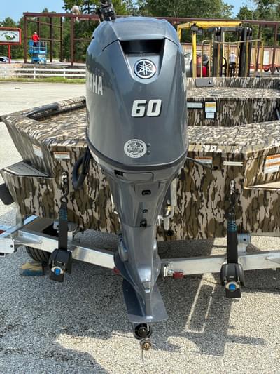 BOATZON | Avid 16 Commander 2026