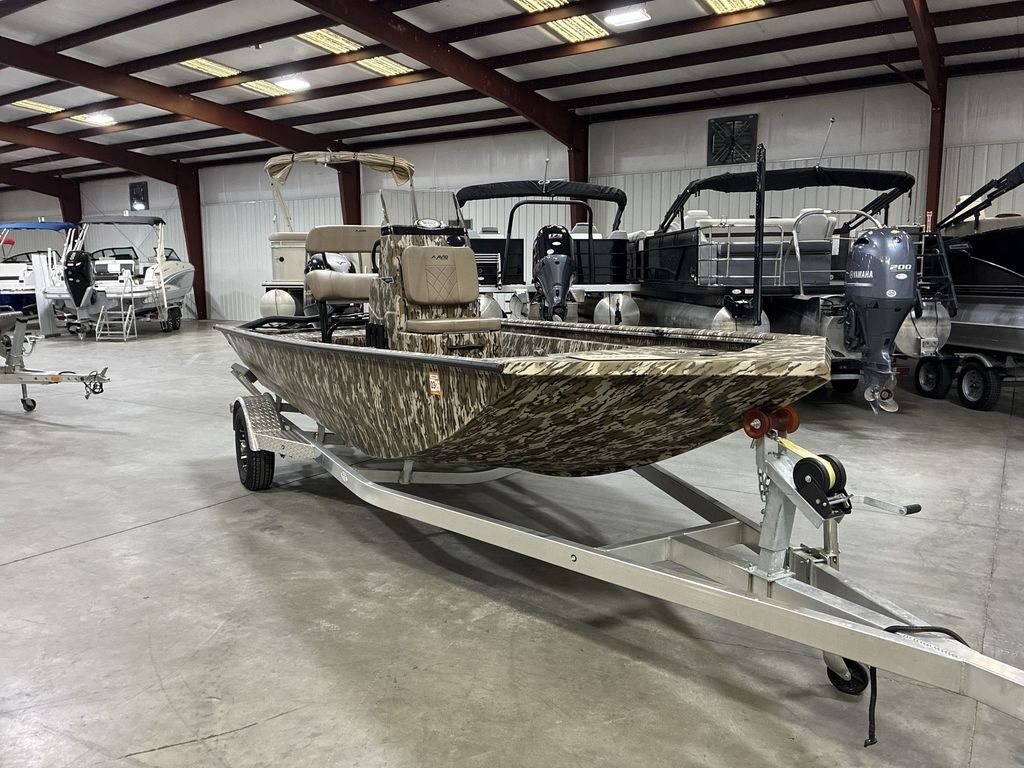 2025 Avid 18 Rogue CC - Sold Boat