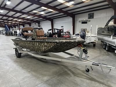 BOATZON | Avid 18 Rogue CC 2026