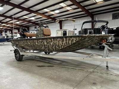 BOATZON | Avid 18 Rogue CC 2026 BOATZON | Avid 18 Rogue CC 2026