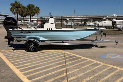 BOATZON | Avid 18 Rogue CC 2027