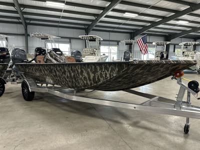 BOATZON | Avid 18 Rogue SC 2026