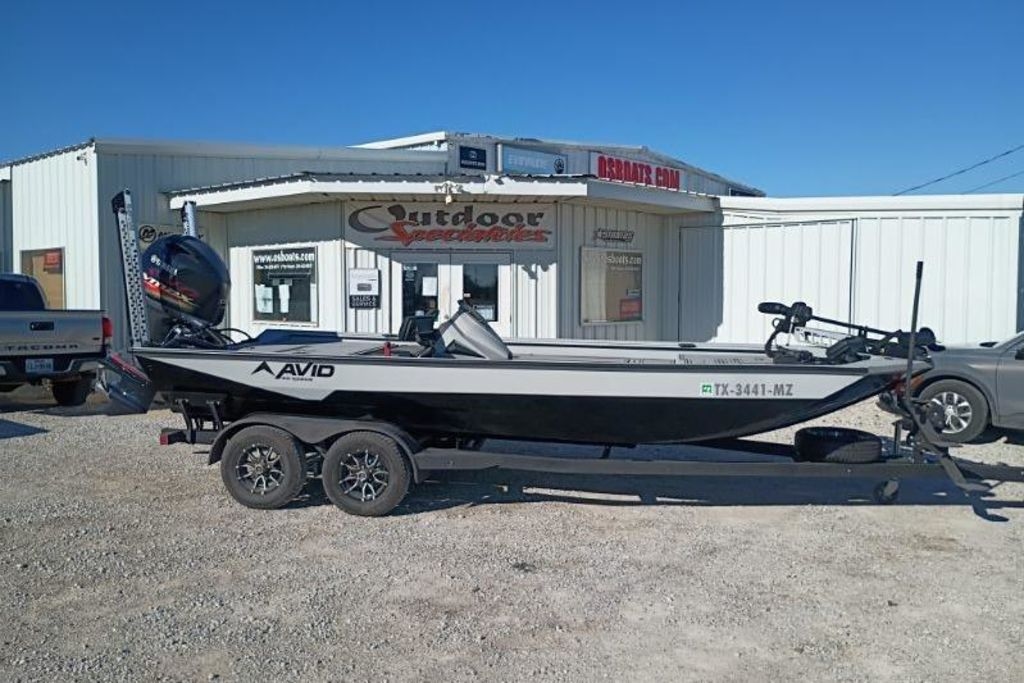 2025 Avid 20 Rogue SC - Sold Boat