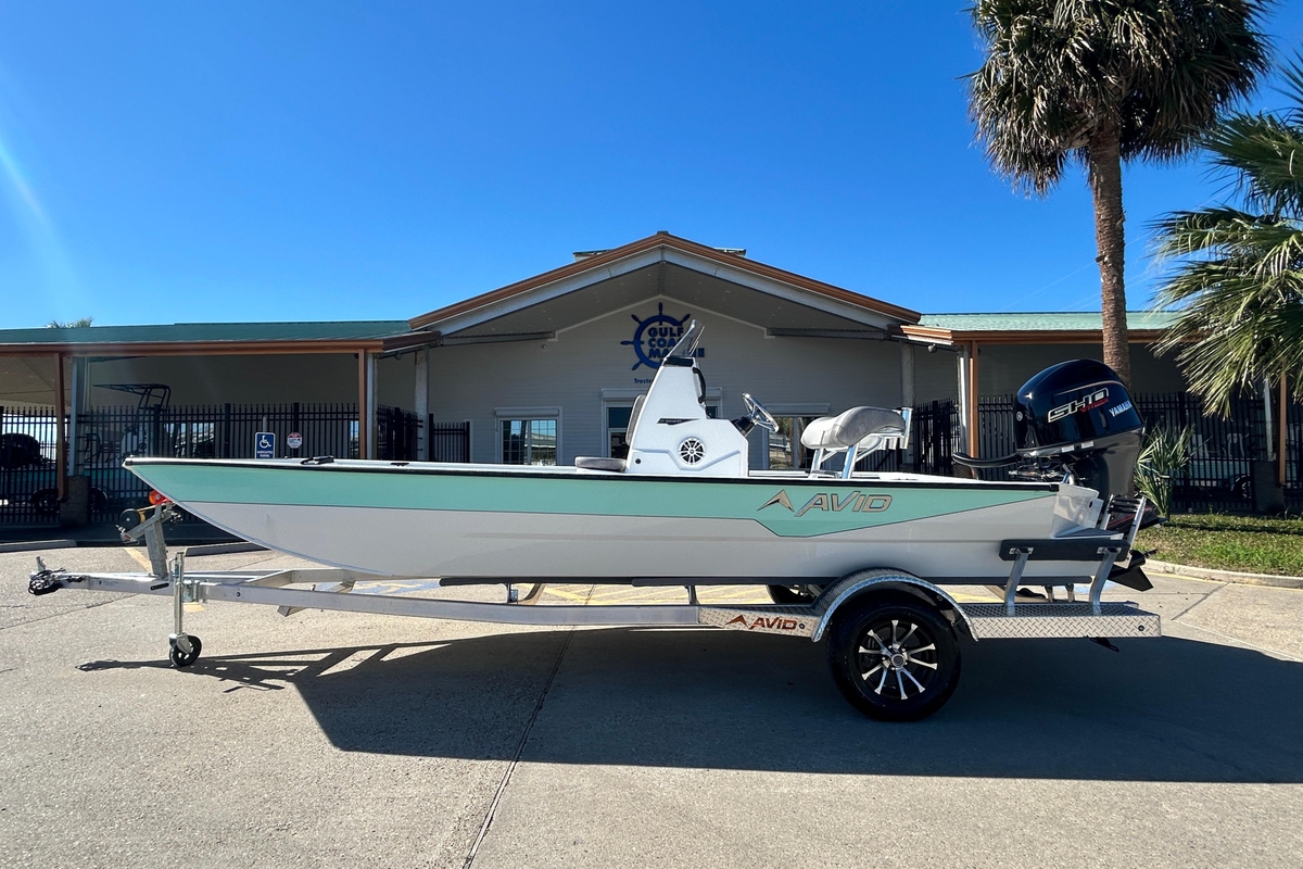 2026 Avid 21 Recon ST - Sold Boat