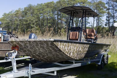 BOATZON | Avid 22 Recon 2026