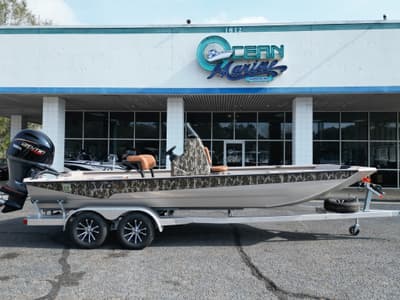 BOATZON | Avid 22CC 2026