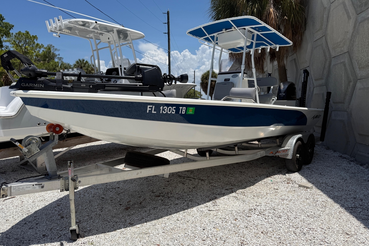 2021 Avid 23 FS Magnum - Sold Boat
