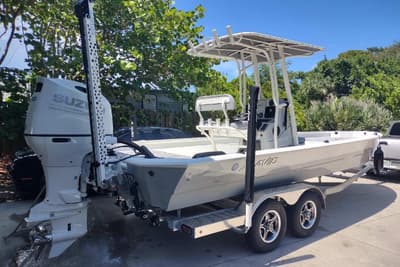 BOATZON | Avid 23 FS Magnum 2022