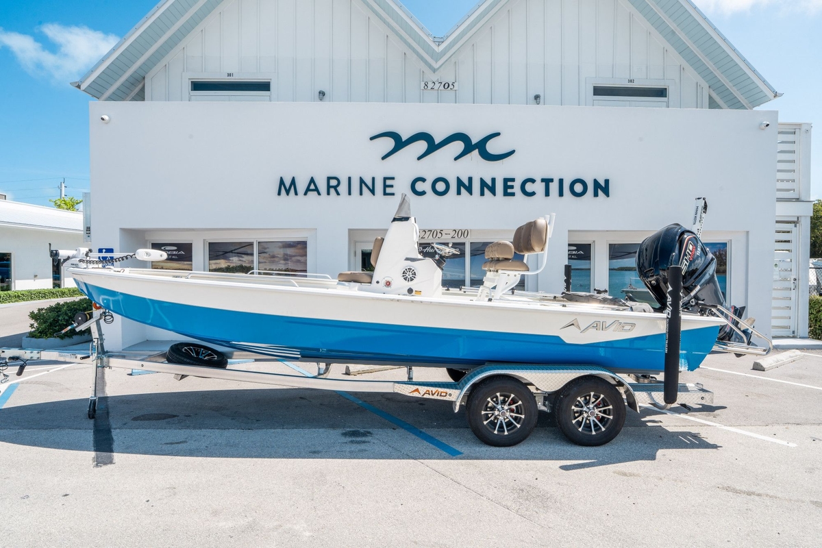 2026 Avid 23 Fusion - Sold Boat