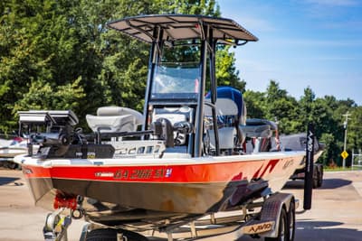 BOATZON | Avid 23 Mag 2022