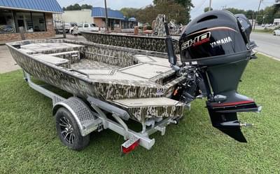 BOATZON | Avid Boats 18 Commander 2026