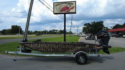 BOATZON | Avid Boats 18 Commander 2027