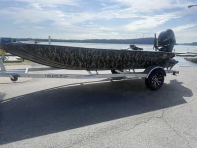 BOATZON | Avid Boats 18 Commander 2027