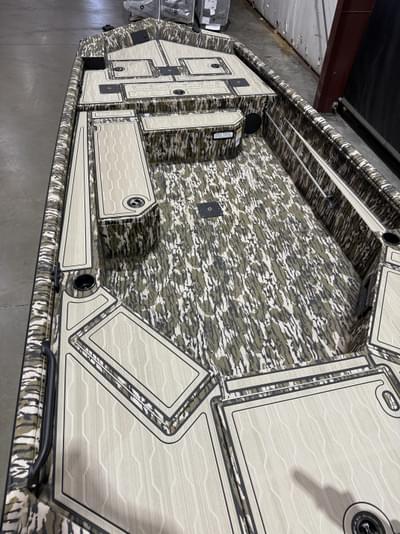 BOATZON | Avid Boats 18 Commander WYamaha 90 SHO 2026