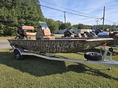 BOATZON | Avid Boats 18 Rogue CC 2027