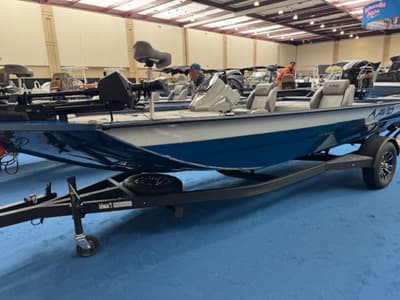 BOATZON | Avid Boats 18 Vertex 2026