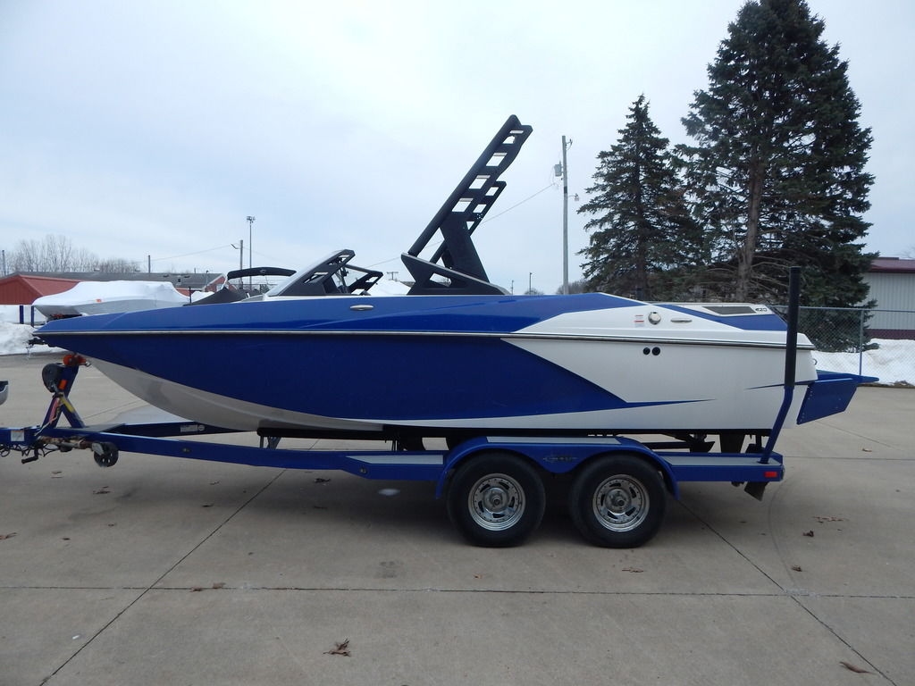 2017 Axis A20 - Sold Boat