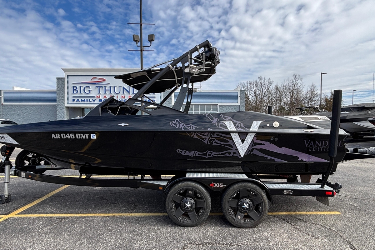 2012 Axis A22 - Sold Boat