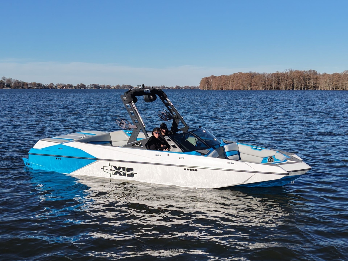 2019 Axis A24 - Sold Boat