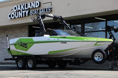 BOATZON | Axis T22 2019