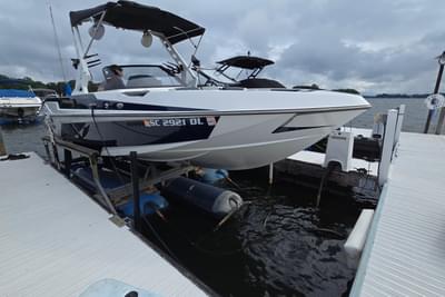 BOATZON | Axis T23 2019