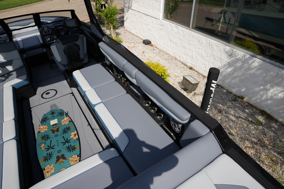 2023 Axis T250 - Sold Boat