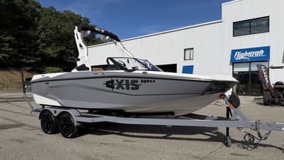 BOATZON | Axis Wake Research A200 2026