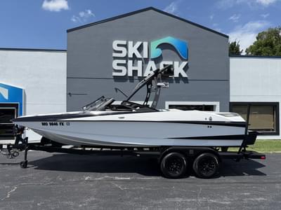 BOATZON | Axis Wake Research A22 2014 BOATZON | Axis Wake Research A22 2014