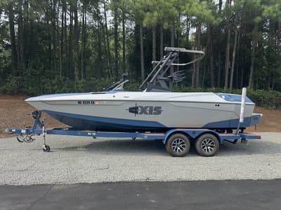 BOATZON | Axis Wake Research A22 2022 BOATZON | Axis Wake Research A22 2022