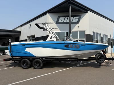 BOATZON | Axis Wake Research A225 2024