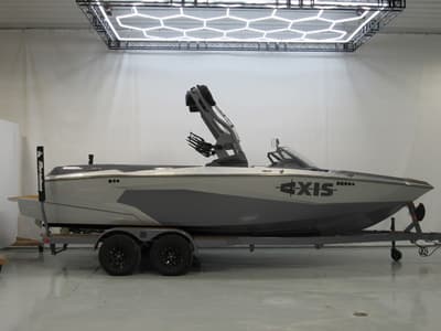 BOATZON | Axis Wake Research A225 2026 BOATZON | Axis Wake Research A225 2026