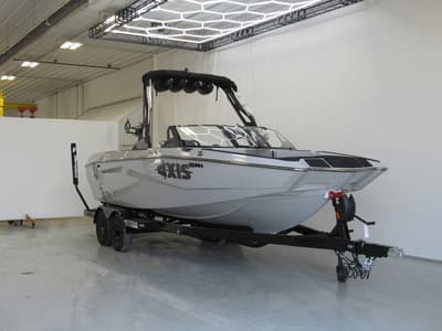 BOATZON | Axis Wake Research A225 2026